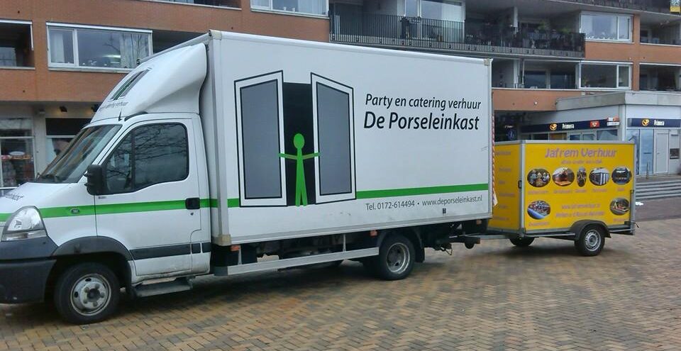 cropped-Porseleinkast.jpg